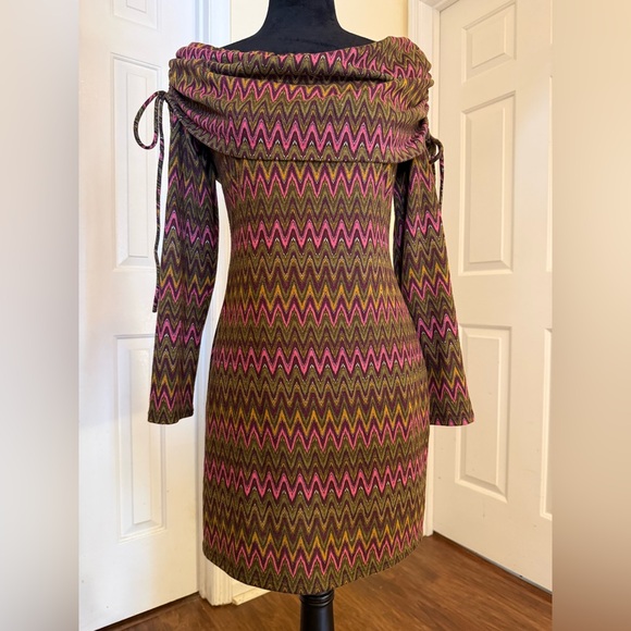 Patrizia Luca Milano Zigzag Knit Dress Size Large  Italian Stretch Dress - Picture 2 of 8